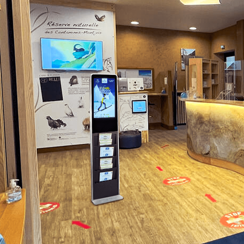 visionplus-summit_expo-1